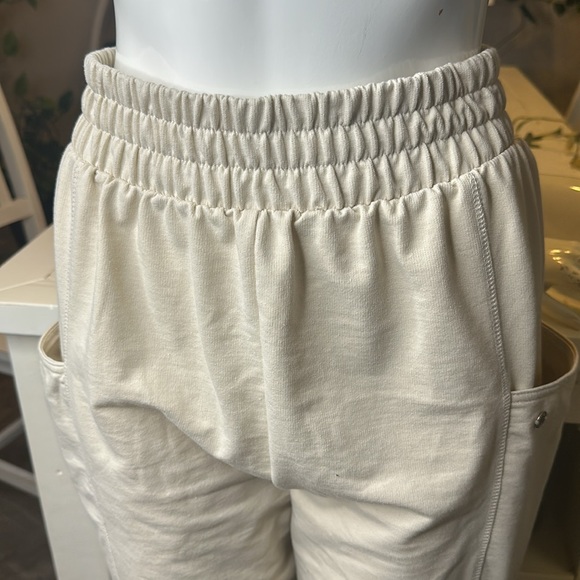 Roxy next set women’s sweatpants, tapioca colour size med NWOT - Picture 12 of 13